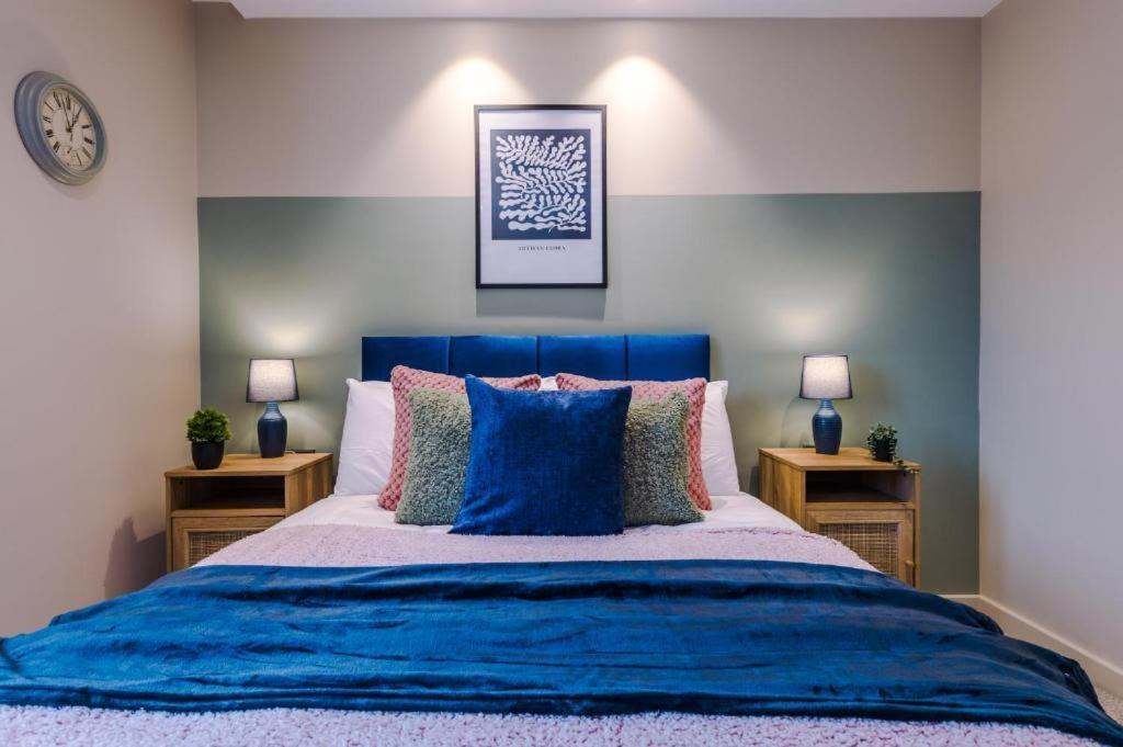 Exquisite Central York Abode Sleeps 6! 外观 照片