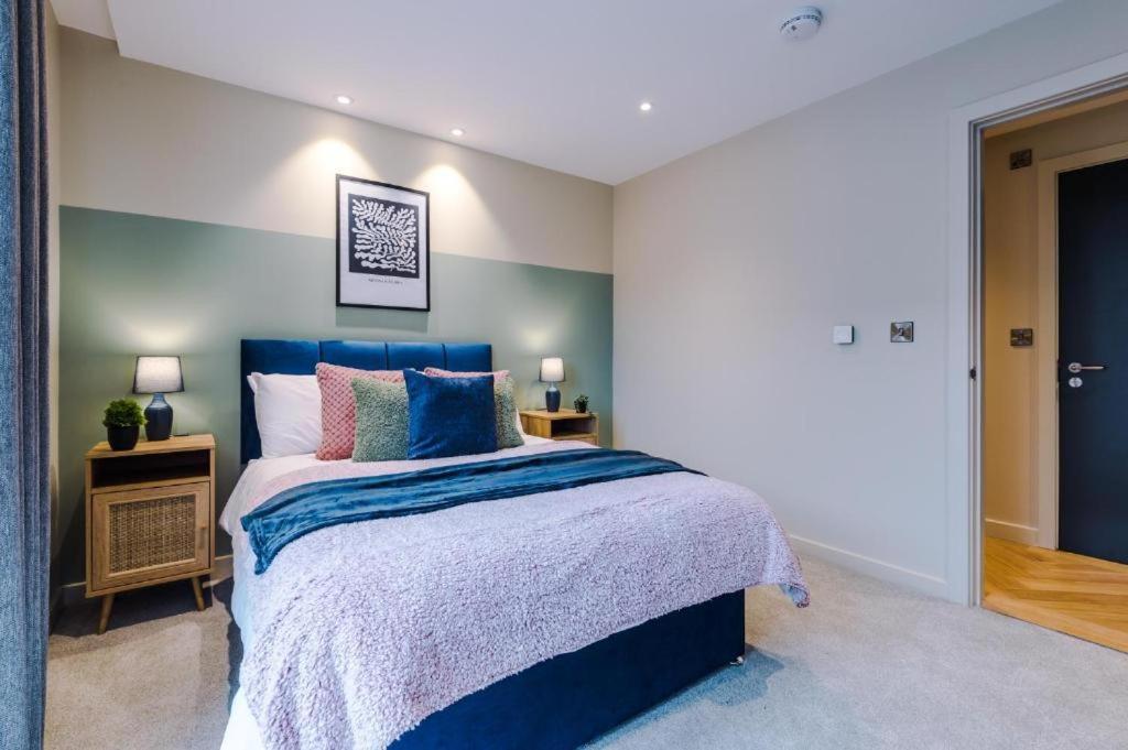 Exquisite Central York Abode Sleeps 6! 外观 照片