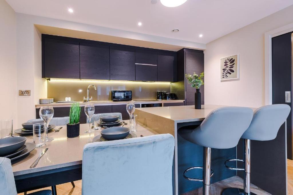 Exquisite Central York Abode Sleeps 6! 外观 照片